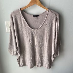 Woman’s cream shirt, size extra large, never been